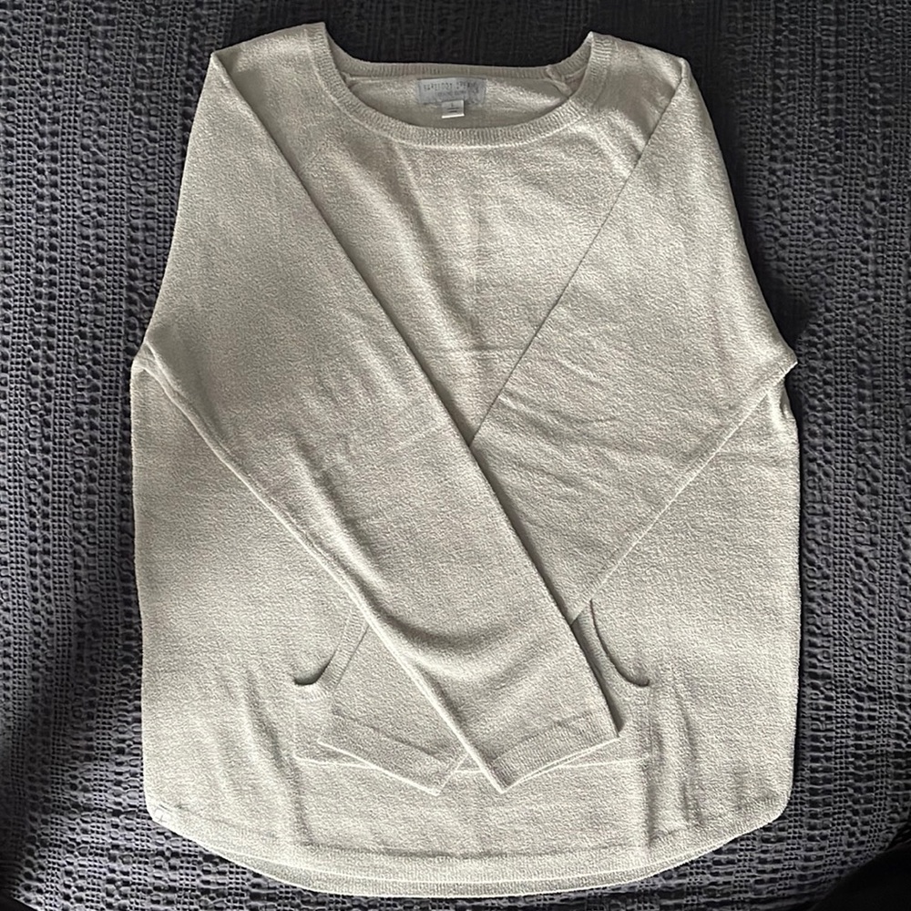 Women’s Barefoot Dreams sweater